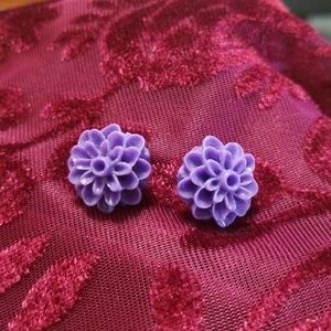 Purple Flower Mum Chrysanthemum Pierced Earrings